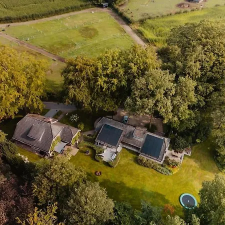Sfeervolle Woning In Boerderijstijl *